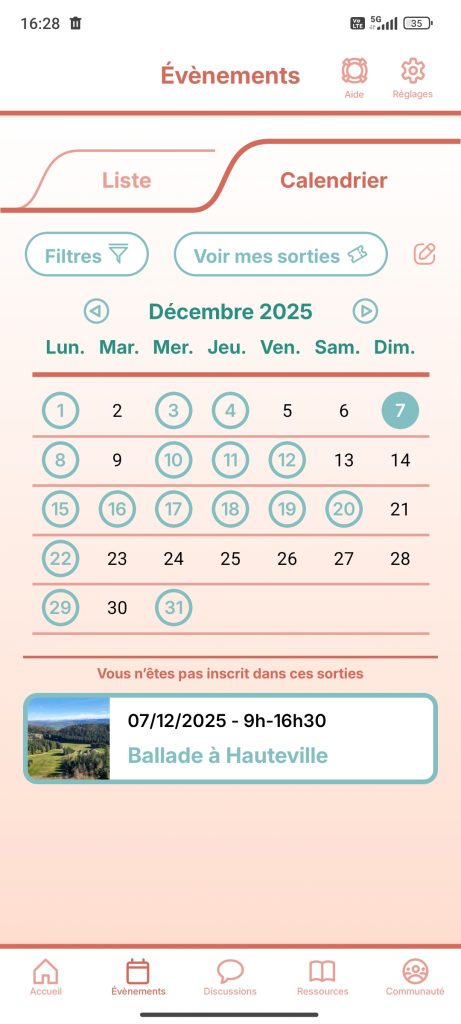 Capture d'écran du calendrier d'évènements consultables sur l'application.